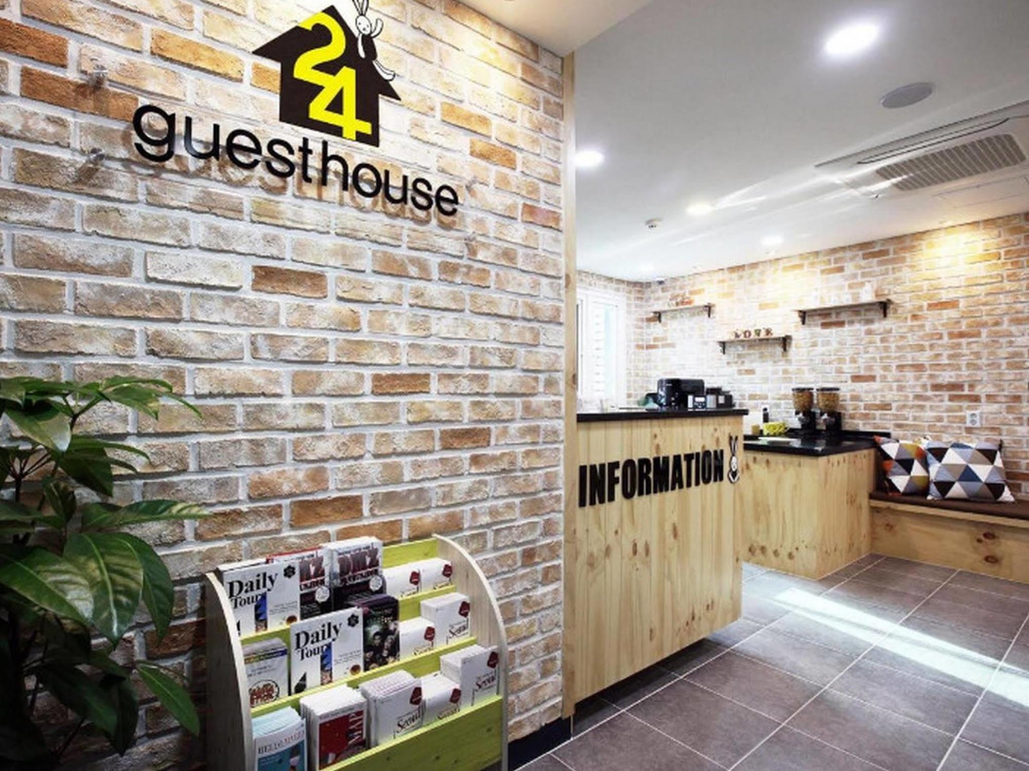 24 Guesthouse Myeongdong Avenue Seoul Exterior photo
