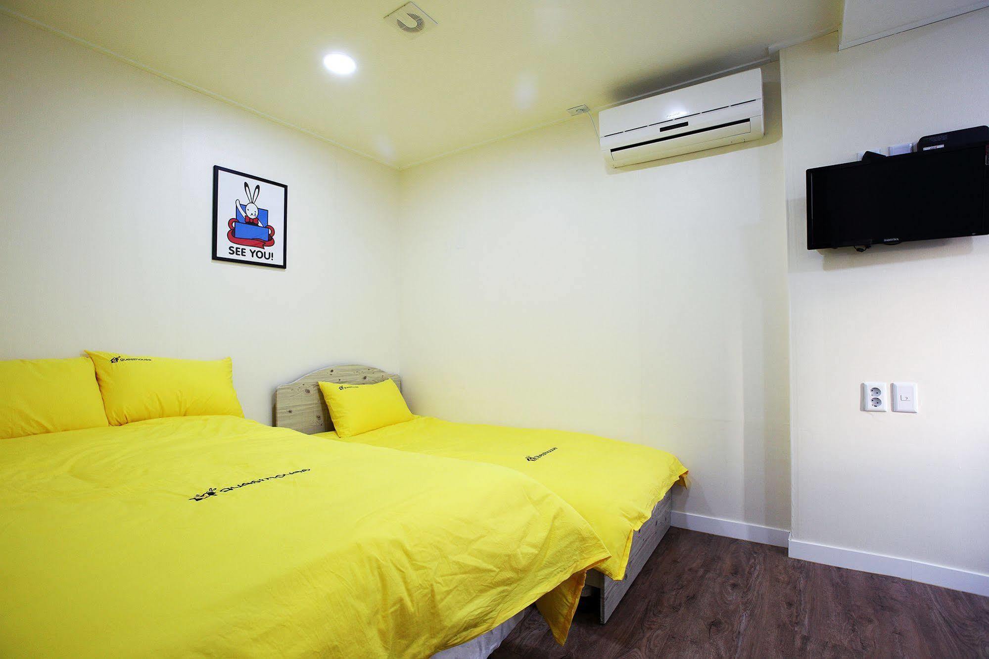 24 Guesthouse Myeongdong Avenue Seoul Exterior photo